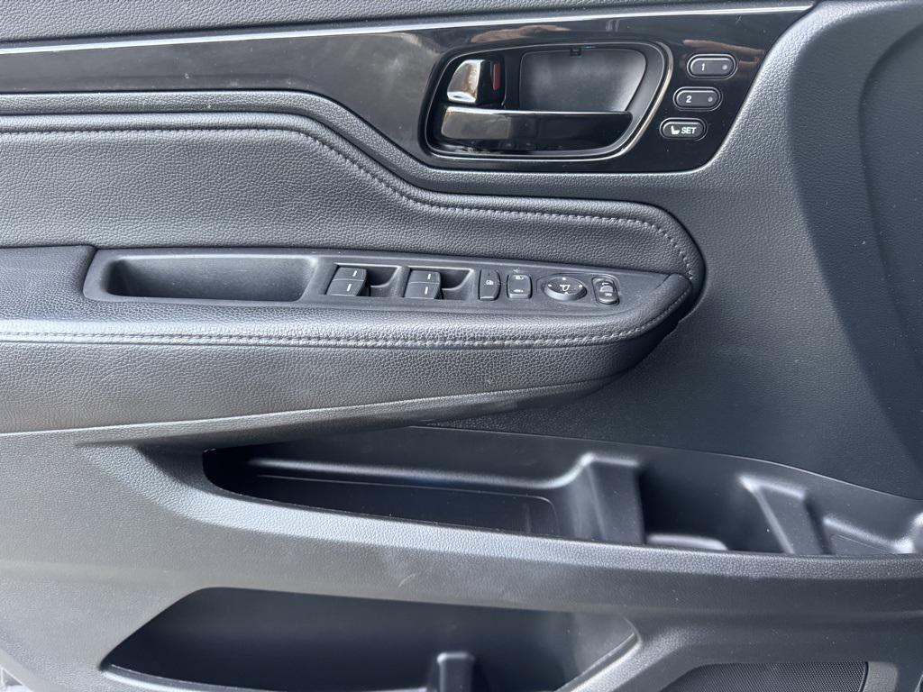 used 2023 Honda Odyssey car, priced at $33,369