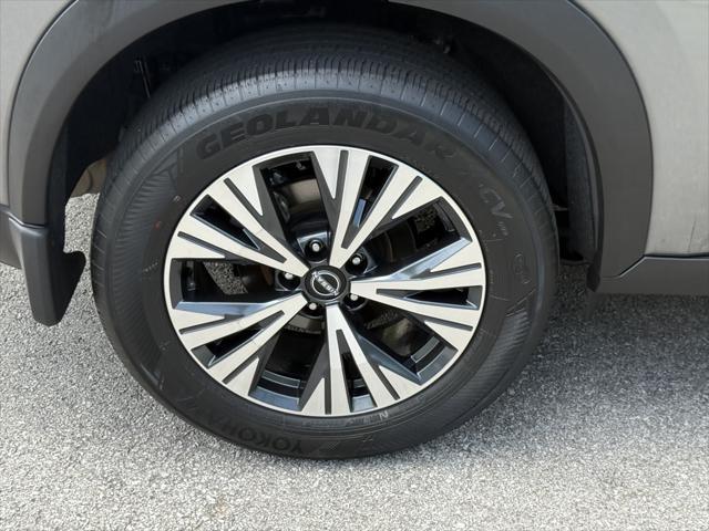 used 2022 Nissan Rogue car, priced at $25,099