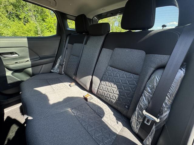 new 2025 Nissan Kicks car, priced at $26,997