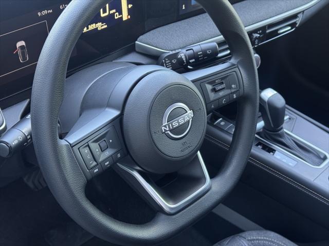new 2025 Nissan Kicks car, priced at $26,997