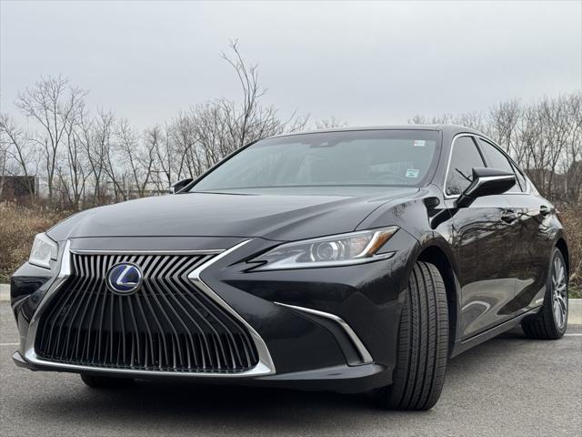 used 2020 Lexus ES 300h car, priced at $25,399