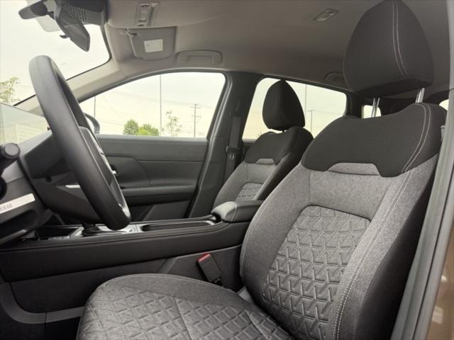 new 2025 Nissan Kicks car, priced at $27,180