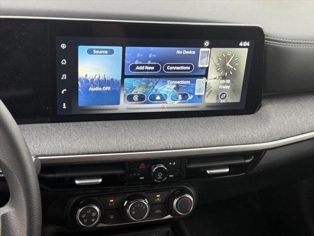 new 2025 Nissan Kicks car, priced at $27,180
