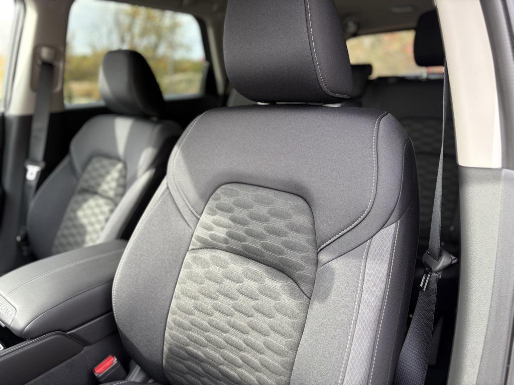 new 2025 Nissan Pathfinder car, priced at $39,997