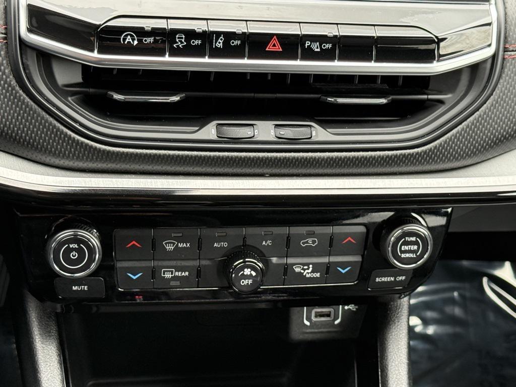 used 2024 Jeep Compass car, priced at $21,111