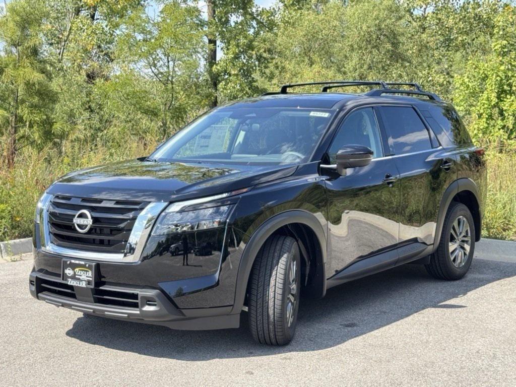 new 2025 Nissan Pathfinder car, priced at $32,497