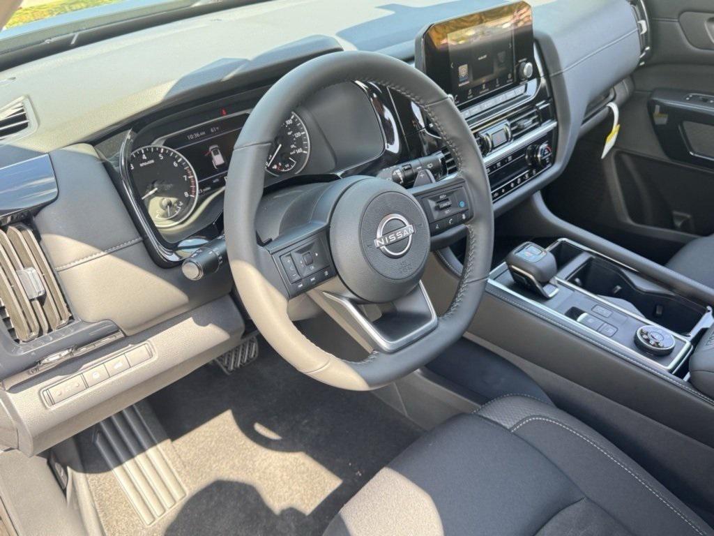 new 2025 Nissan Pathfinder car, priced at $32,497