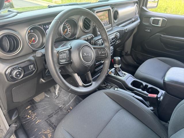 used 2023 Jeep Gladiator car, priced at $31,280