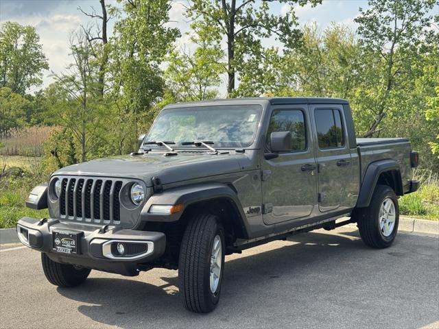used 2023 Jeep Gladiator car, priced at $31,280