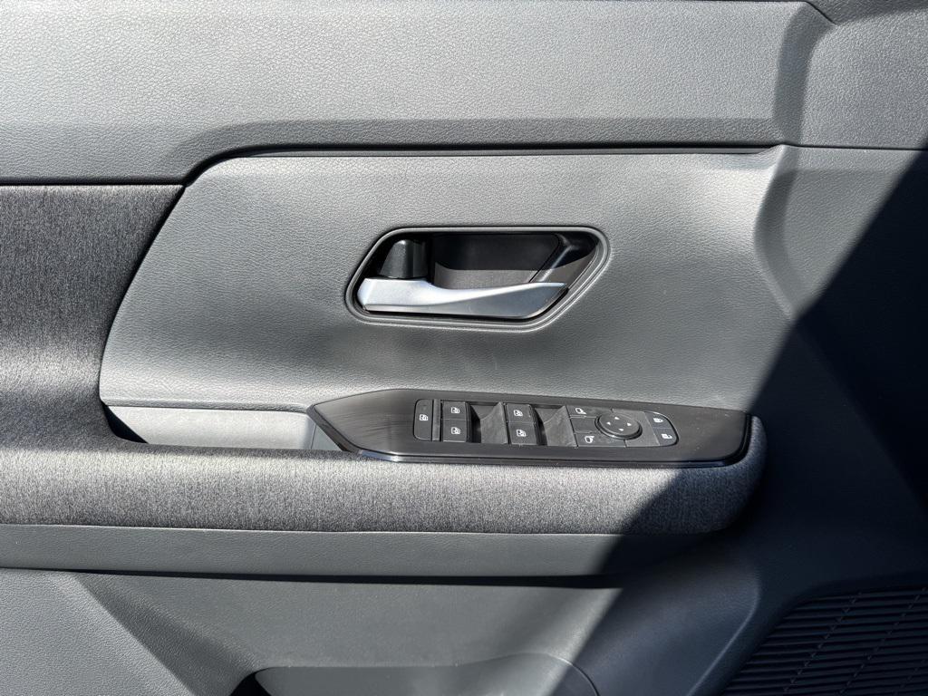 new 2026 Nissan Kicks car, priced at $26,197