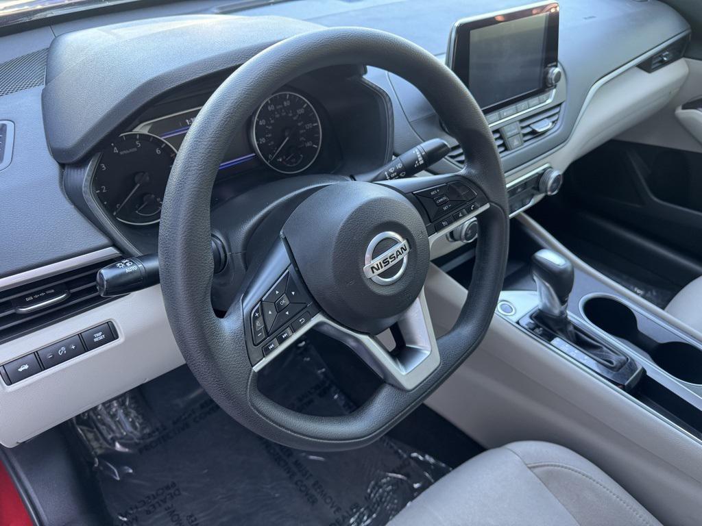 used 2022 Nissan Altima car, priced at $17,915