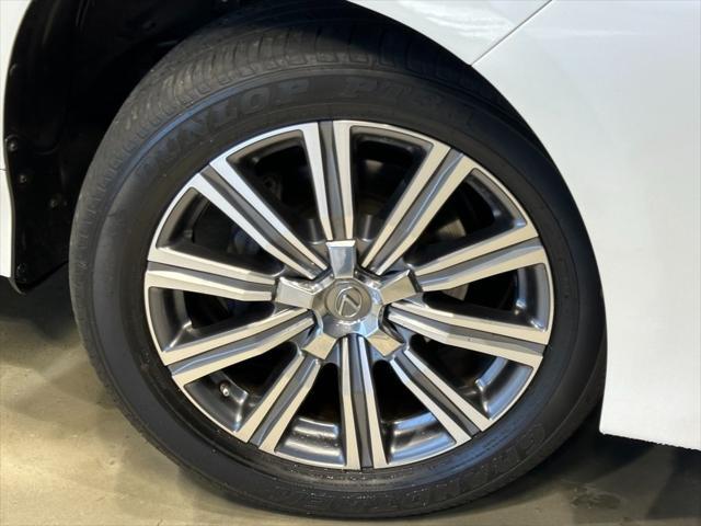 used 2016 Lexus LX 570 car, priced at $43,013