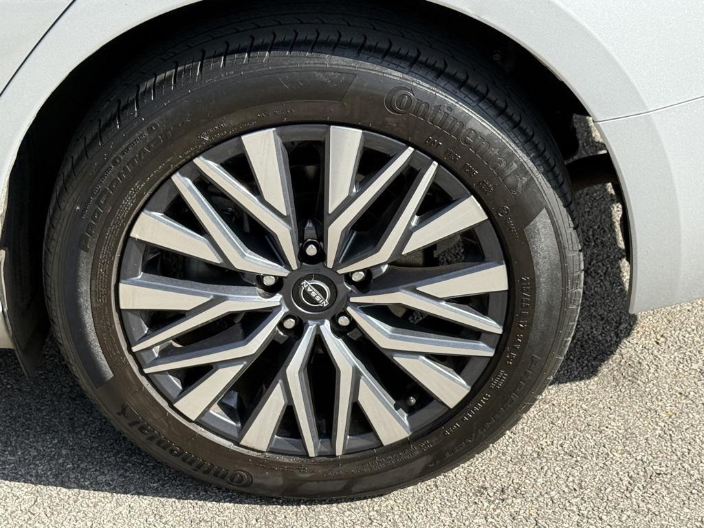 used 2023 Nissan Altima car, priced at $21,806