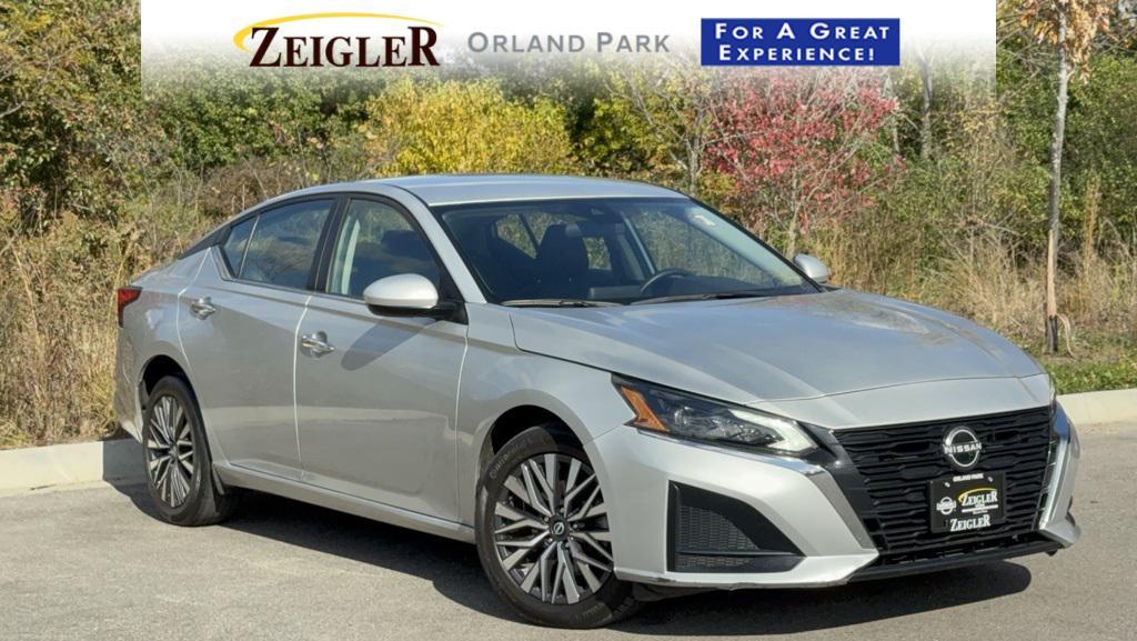 used 2023 Nissan Altima car, priced at $21,806