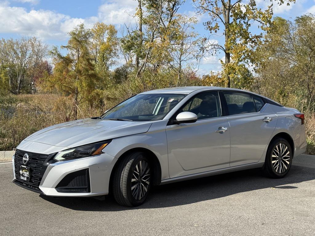 used 2023 Nissan Altima car, priced at $21,806