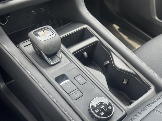 new 2025 Nissan Pathfinder car, priced at $33,997