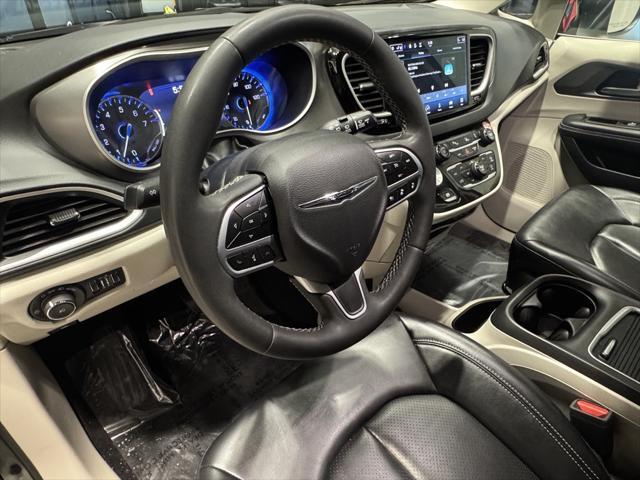 used 2023 Chrysler Pacifica car, priced at $25,514