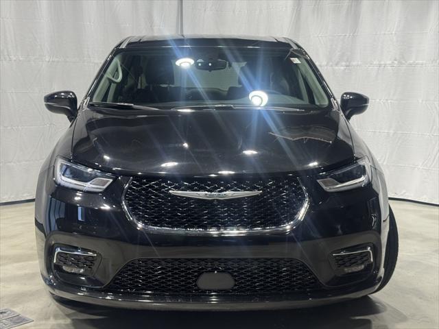 used 2023 Chrysler Pacifica car, priced at $25,514