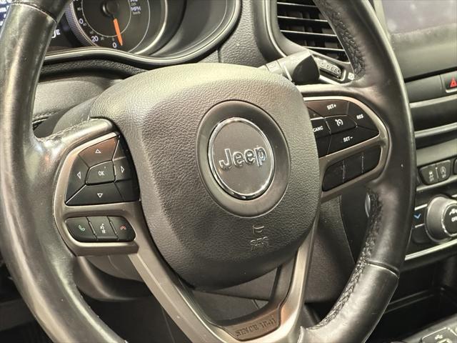 used 2019 Jeep Cherokee car, priced at $15,175