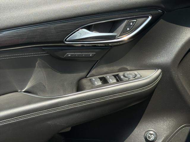 used 2023 Buick Envision car, priced at $25,517