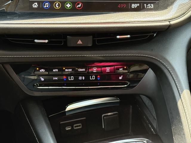 used 2023 Buick Envision car, priced at $25,517