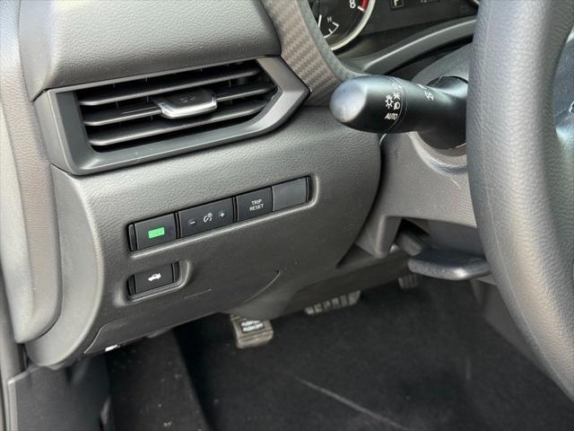new 2025 Nissan Sentra car, priced at $23,335