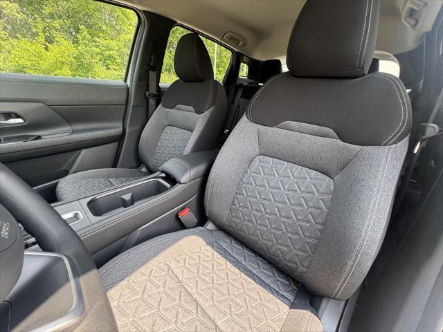 new 2025 Nissan Kicks car, priced at $23,497