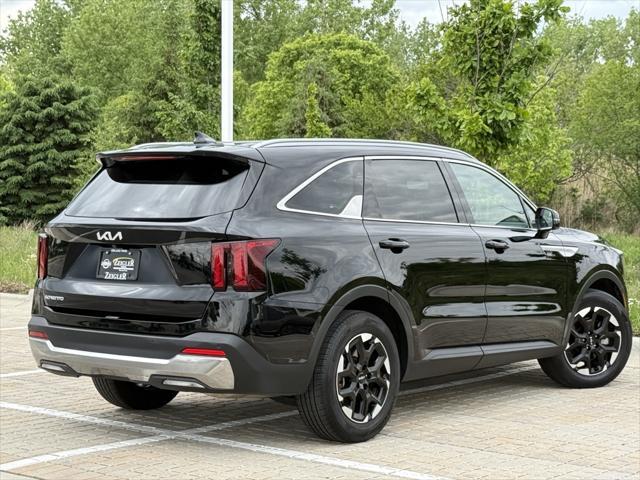 used 2024 Kia Sorento car, priced at $29,552
