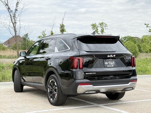 used 2024 Kia Sorento car, priced at $29,552