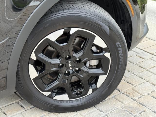 used 2024 Kia Sorento car, priced at $29,552