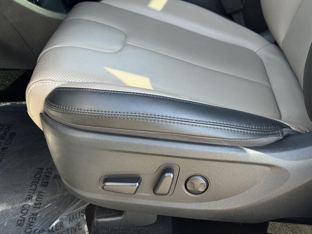 used 2023 Hyundai Santa Fe car, priced at $22,437