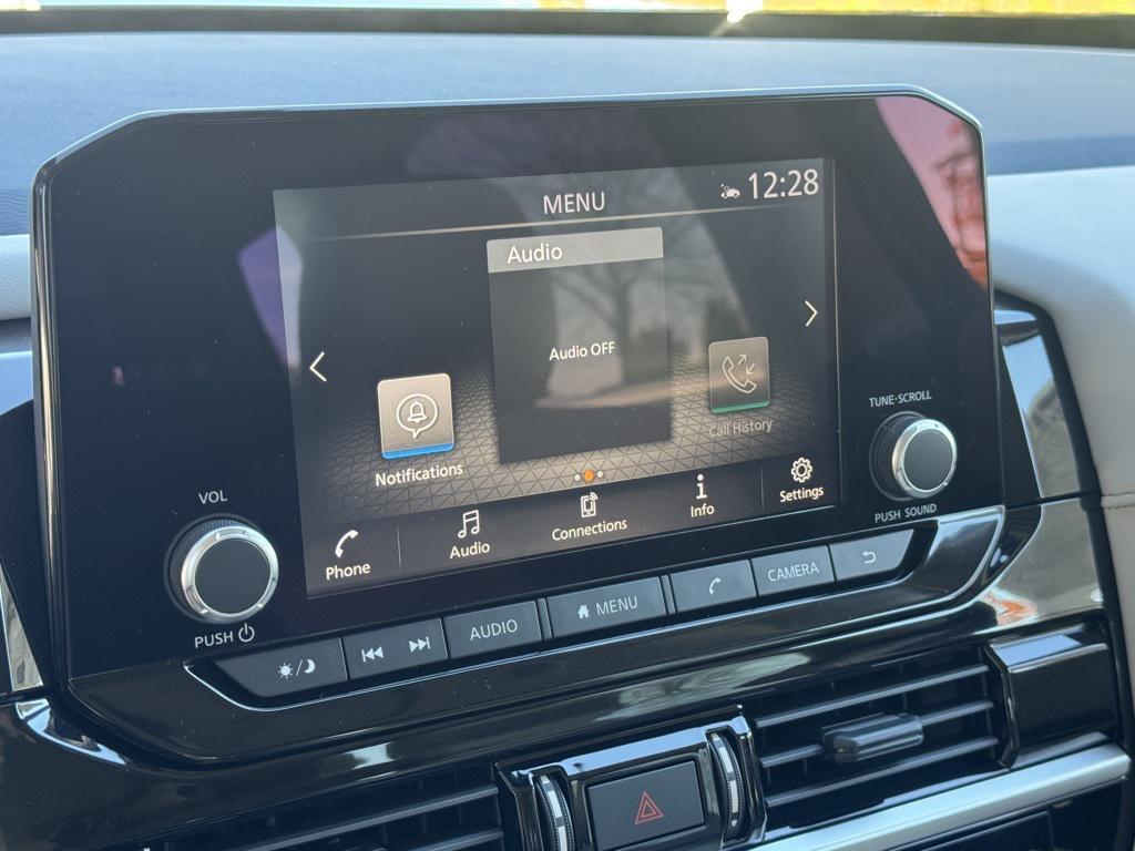 new 2025 Nissan Pathfinder car, priced at $32,497