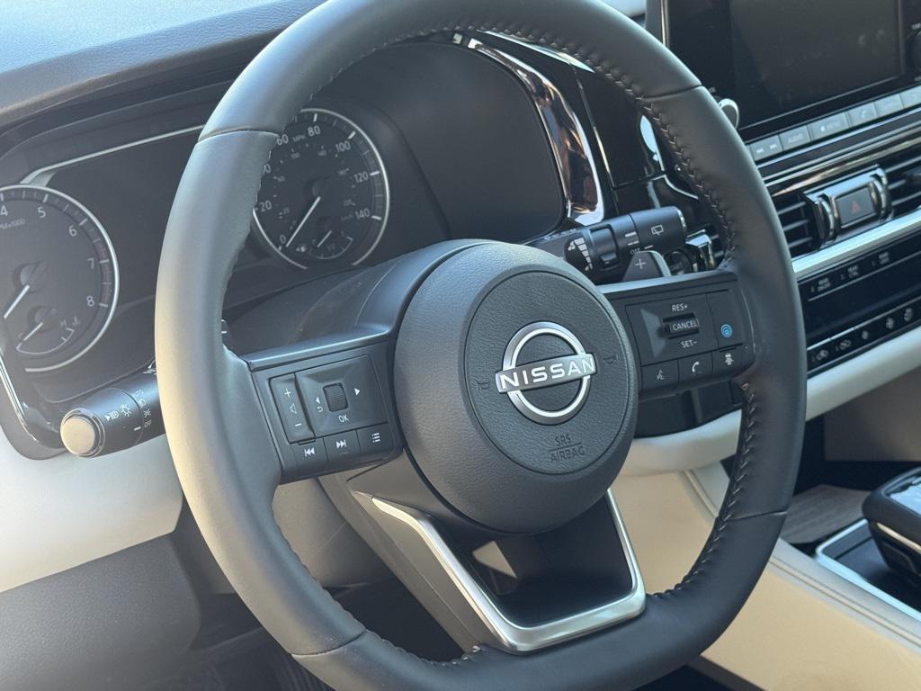 new 2025 Nissan Pathfinder car, priced at $32,497