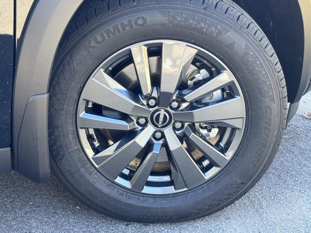 new 2025 Nissan Pathfinder car, priced at $32,497