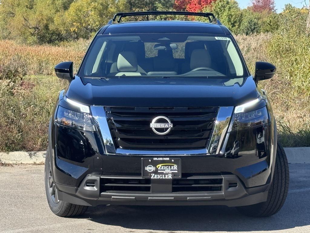 new 2025 Nissan Pathfinder car, priced at $32,497