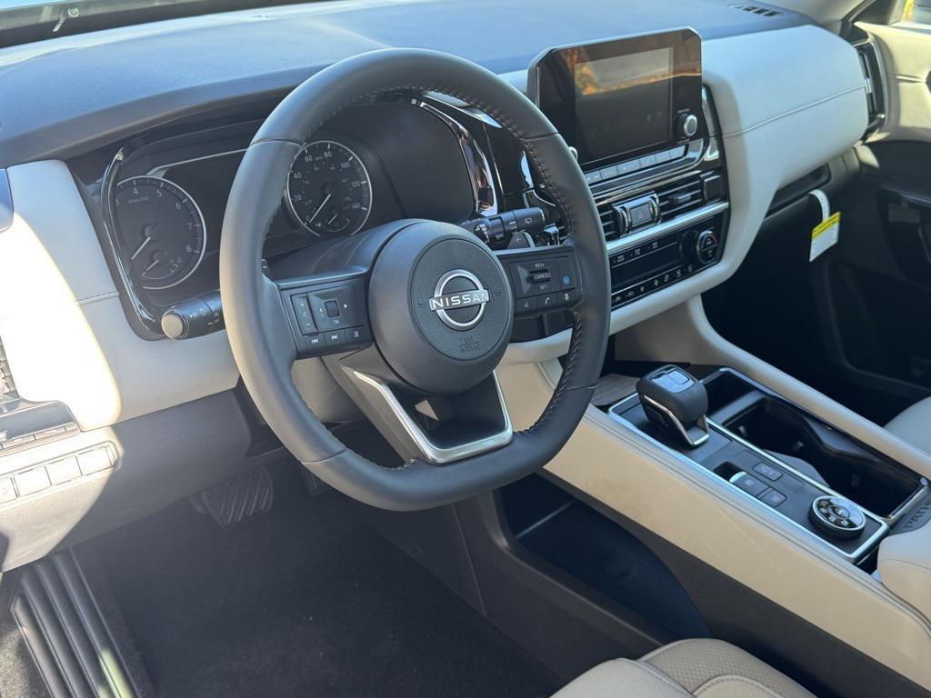 new 2025 Nissan Pathfinder car, priced at $32,497
