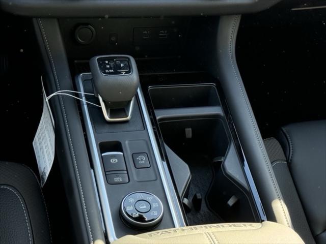 new 2025 Nissan Pathfinder car, priced at $39,997