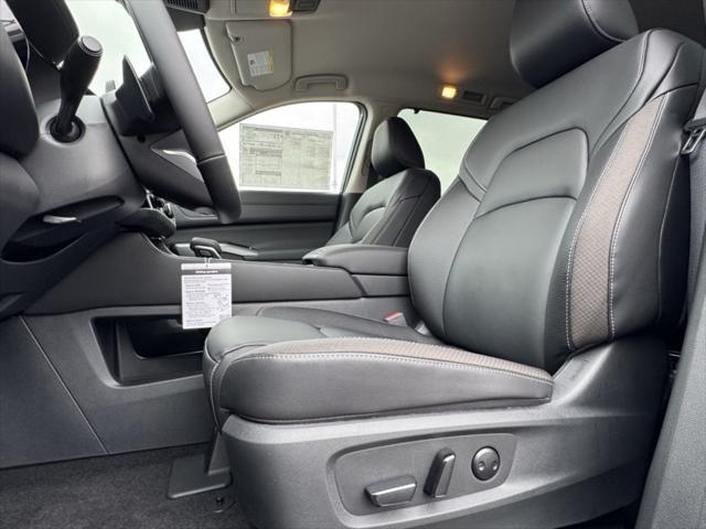 new 2025 Nissan Pathfinder car, priced at $39,997