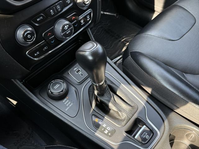 used 2022 Jeep Cherokee car, priced at $24,380