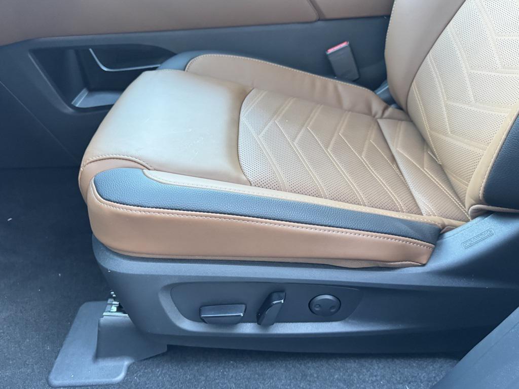 new 2025 Nissan Pathfinder car, priced at $40,497