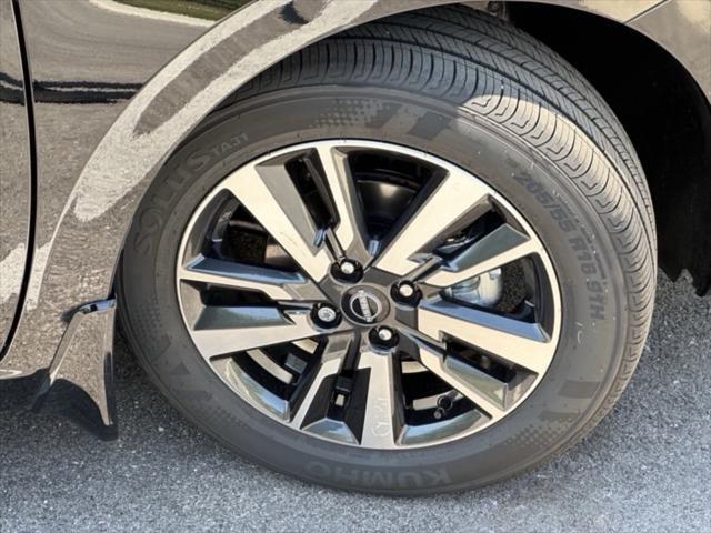 new 2025 Nissan Versa car, priced at $22,035
