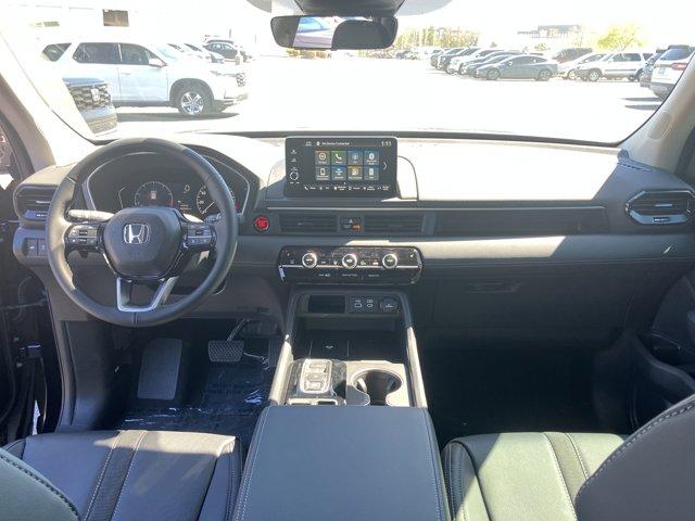 new 2025 Honda Pilot car, priced at $42,950