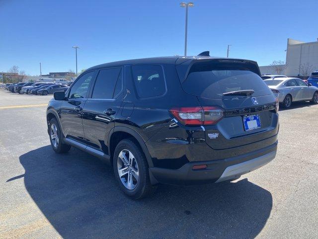 new 2025 Honda Pilot car, priced at $42,950