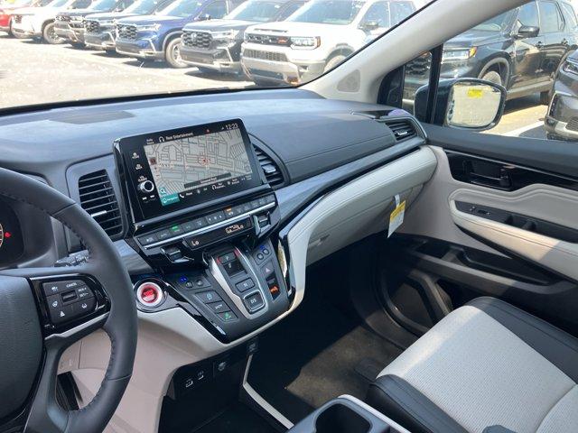new 2026 Honda Odyssey car, priced at $50,530