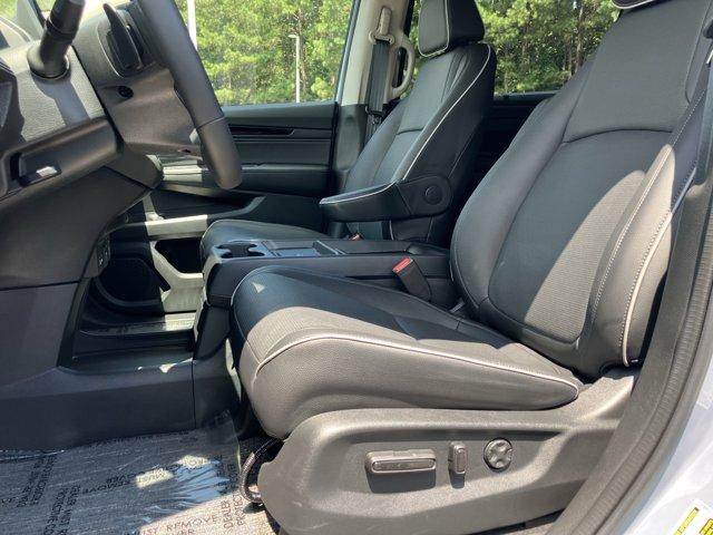 used 2025 Honda Odyssey car, priced at $49,959