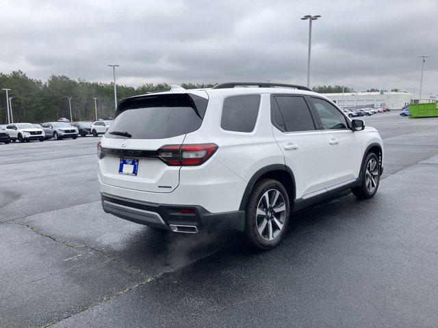 new 2025 Honda Pilot car, priced at $46,978