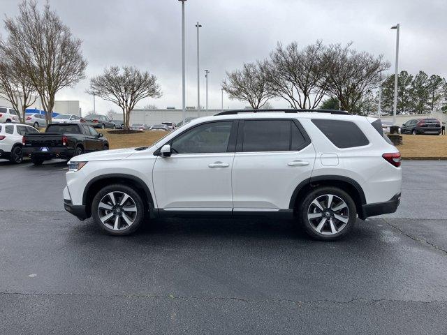 new 2025 Honda Pilot car, priced at $46,978