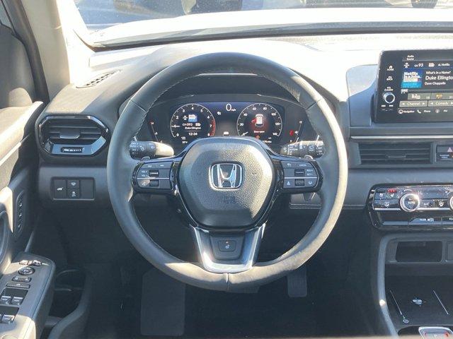 new 2025 Honda Pilot car, priced at $52,236