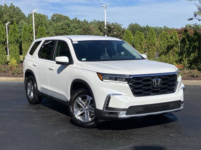used 2025 Honda Pilot car, priced at $44,888