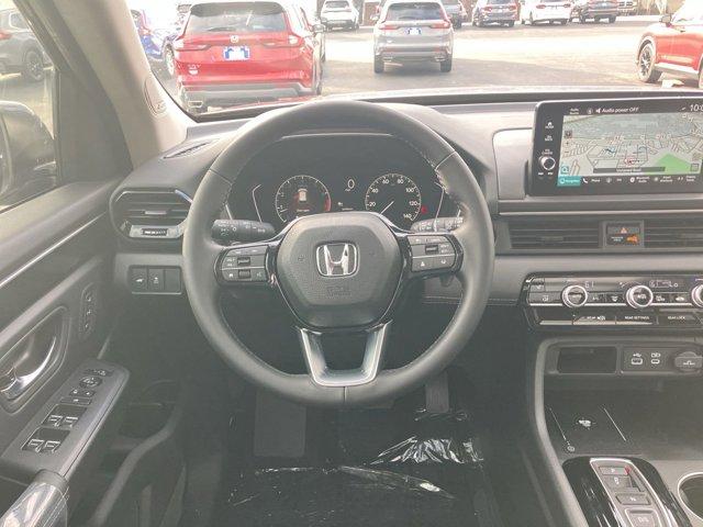 new 2025 Honda Pilot car, priced at $46,502